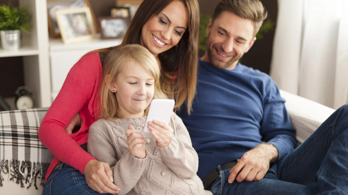 Ilustracja do artykułu: Jak wyłączyć gry w telefonie dziecka bez konfliktów