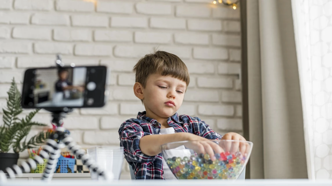 Ilustración para el artículo: ¿Puede el blogging convertirse en la profesión de un niño?