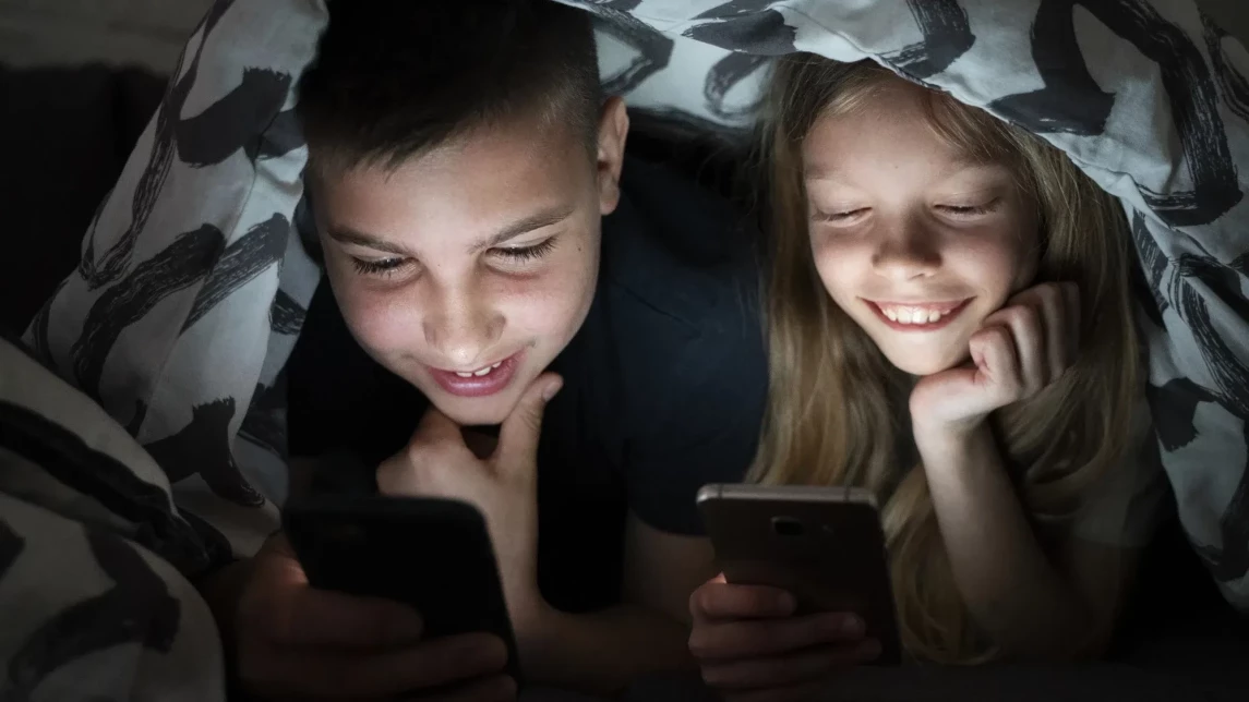 Ілюстрація до статті: Цифровий слід: як захистити дітей в онлайн-світі?