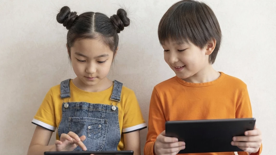 記事用イラスト： AIチャットやAIコンパニオンアプリから子どもを守る方法