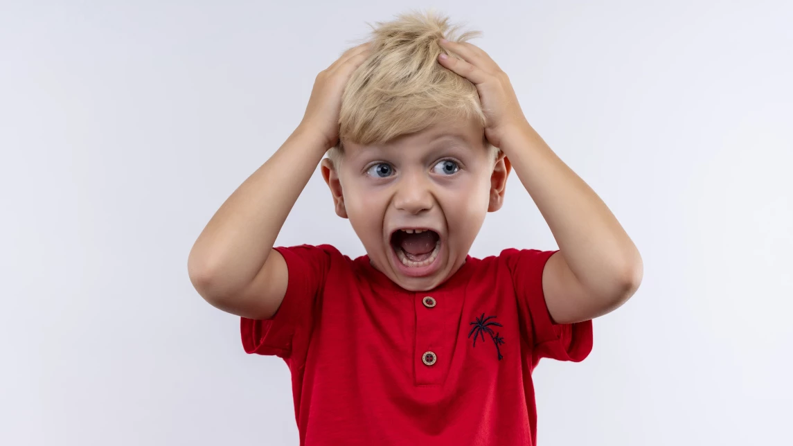 Ілюстрація до статті: Номофобія у дітей — як з цим боротися