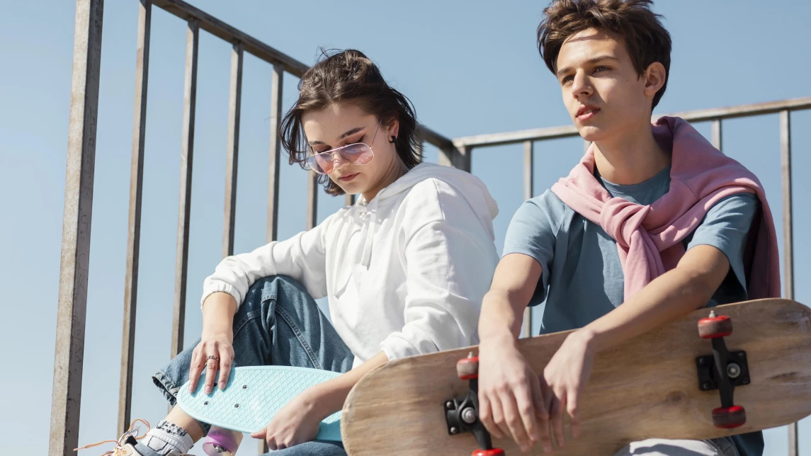 Ilustração do artigo: Características e fatores de risco na adolescência